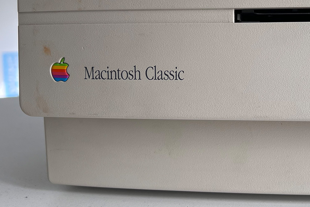gallery/10_H+_wsp_MacintoshClassic.jpg